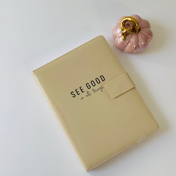 NWT Faux Leather Cream Journal - Picture 4 of 8